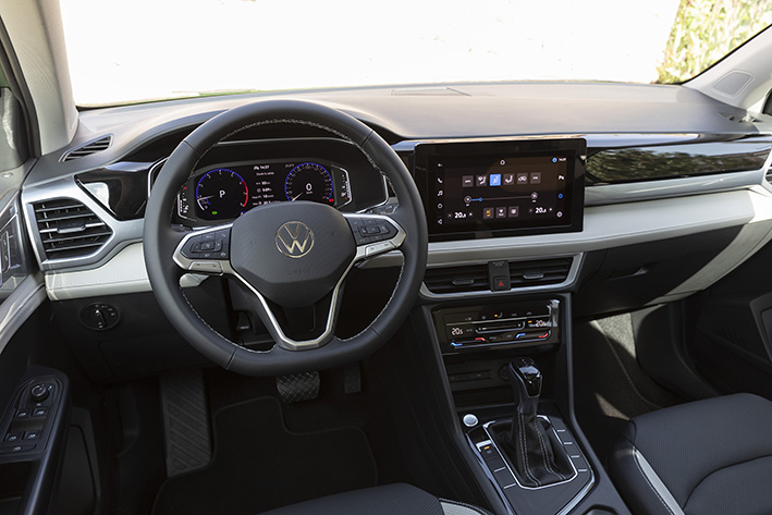VW Taos 2025
