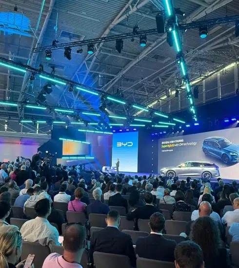 BYD fábrica Hungría IAA 2025