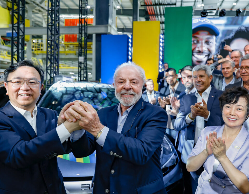 BYD híbrido enchufable etanol Brasil