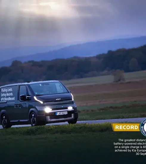 Kia PV5 Récord Guinness de Autonomía Eléctrica