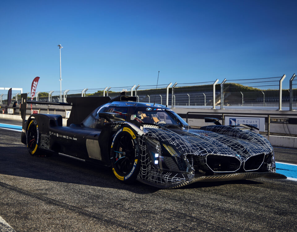 BMW M Hybrid V8 debut IMSA