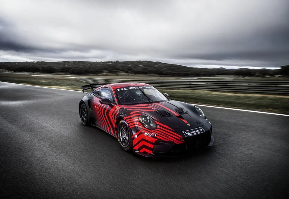 Porsche 911 GT4 R 2027