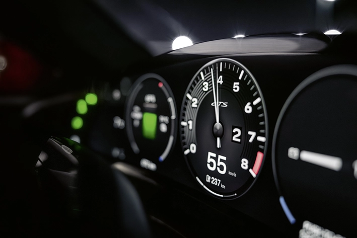 Porsche Taycan 2027 E-Shift