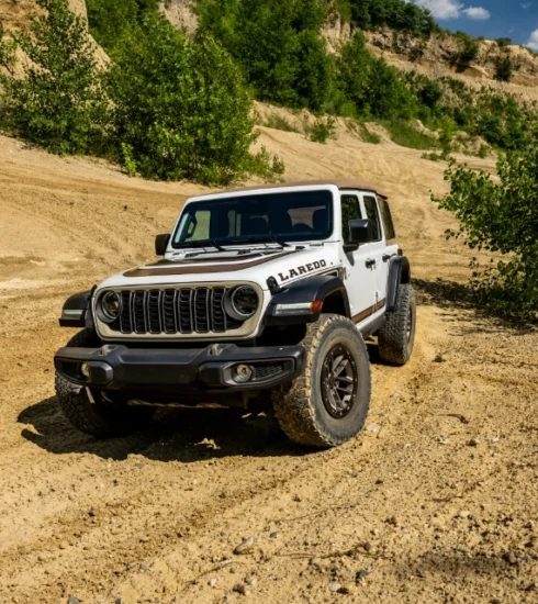Jeep Wrangler Laredo 2027