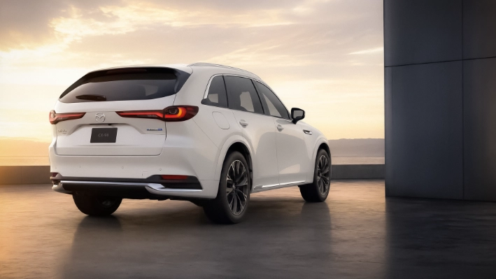 Mazda CX-90 PHEV 2027