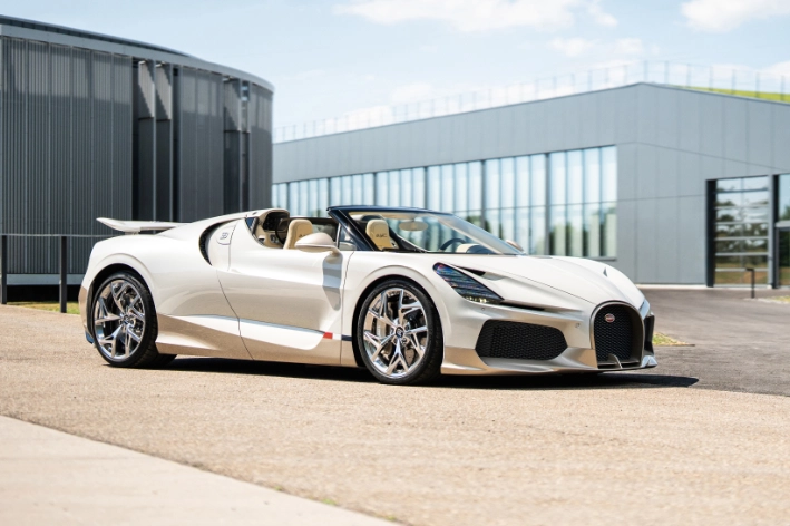 último Bugatti W16 Mistral