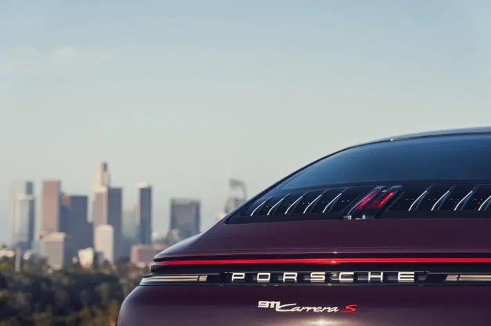Porsche 911 Carrera S manual 2026