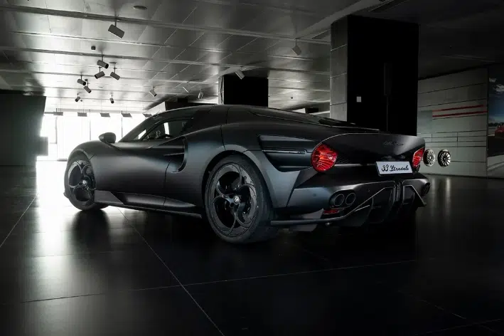 Alfa Romeo 33 Stradale Perla Nera