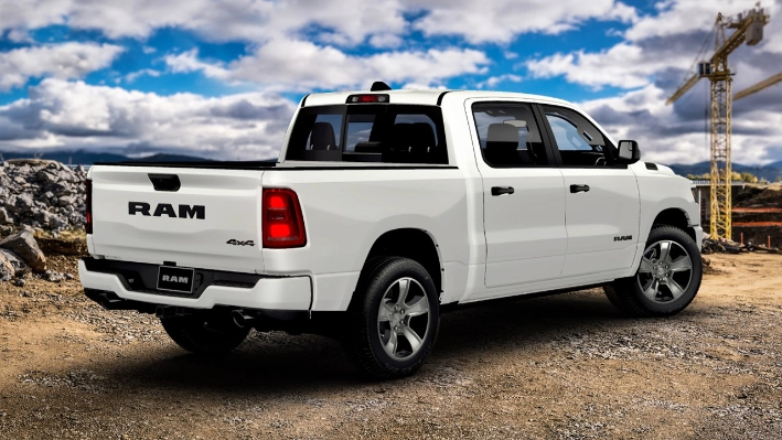RAM 1500 Express 2026